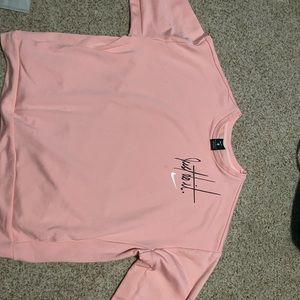 nike pink crew